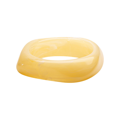 Adelle Resin Bangle (Cream)